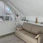 Joussaume Latour B&B 샤토티에리