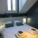 Joussaume Latour 3*