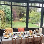 Joussaume Latour B&B 샤토티에리