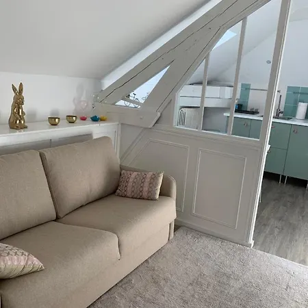 住宿加早餐酒店 Joussaume Latour 蒂耶里堡