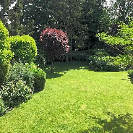 Bed & Breakfast Joussaume Latour 3*