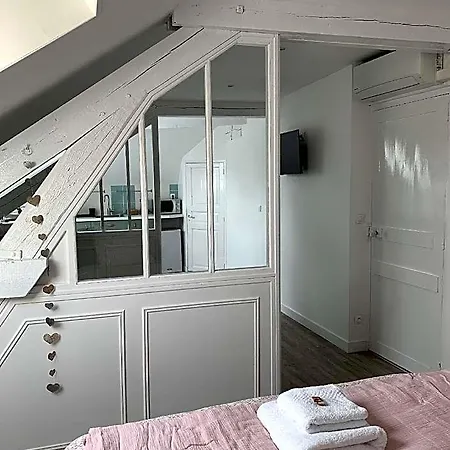 Bed & Breakfast Joussaume Latour 3*