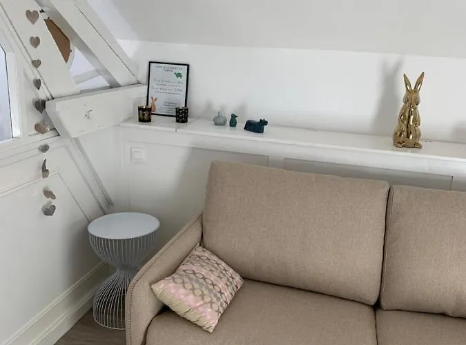 Panzió Joussaume Latour Château-Thierry