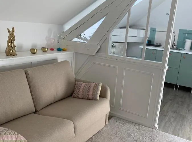 Panzió Joussaume Latour Château-Thierry