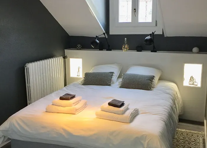 Joussaume Latour Panzió 3*