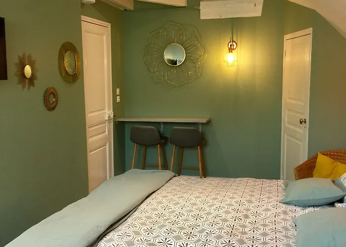 Joussaume Latour Panzió