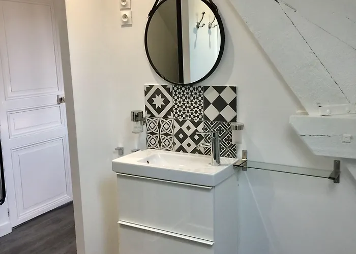 Joussaume Latour Panzió 3*